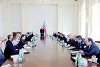 Staatspräsident Ilham Alijew mit Ministerkabinett (praz)
